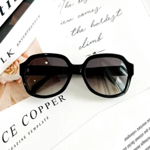 Kính Celine CL40189I Đen