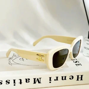 Celine Triomphe 04 Ivory